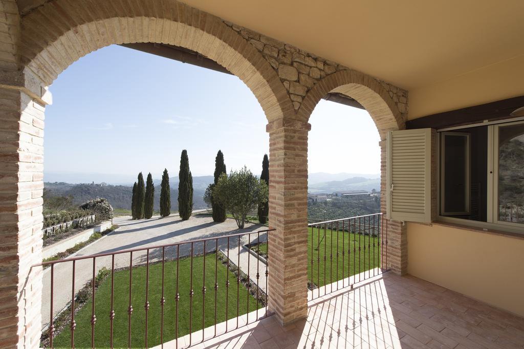 Agriturismo Fattoria Di Monticello San Venanzo Kültér fotó